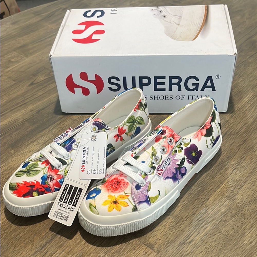 Superga Women's Floral Sneakers From Italy - Floral Multicolor NWB Size 6